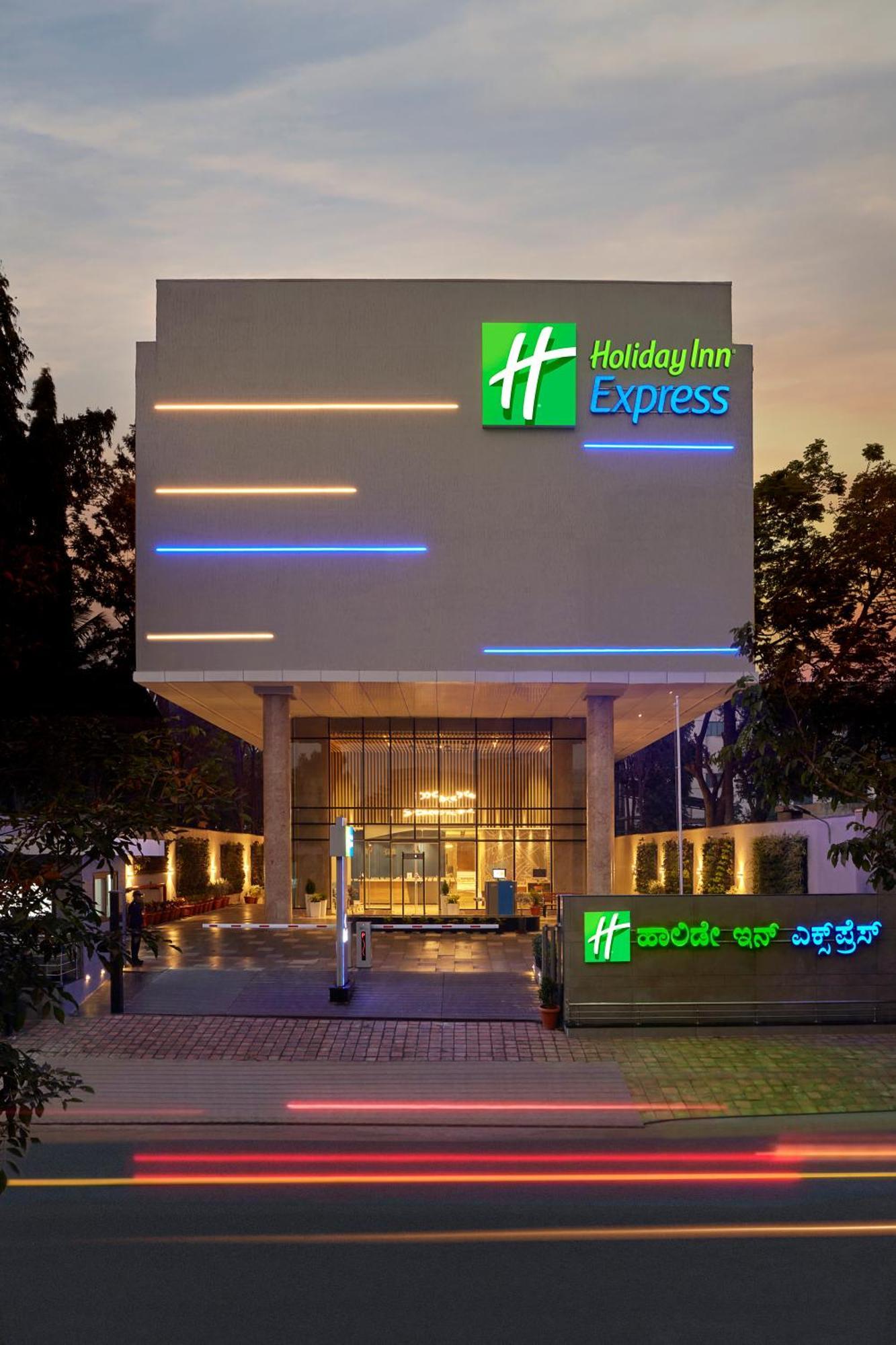 Holiday Inn Express Bengaluru Bommasandra By Ihg Kammasandra Exterior foto